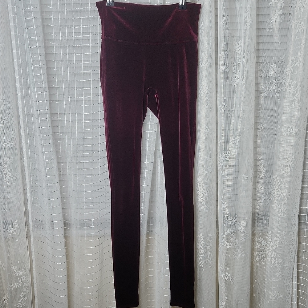 Maroon Red Velvet Spanx Leggings SzS